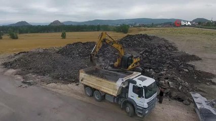 Turhal ilçesinde atık asfaltın doğaya zarar vermesi önlenerek önemli oranda tasarruf sağlandı