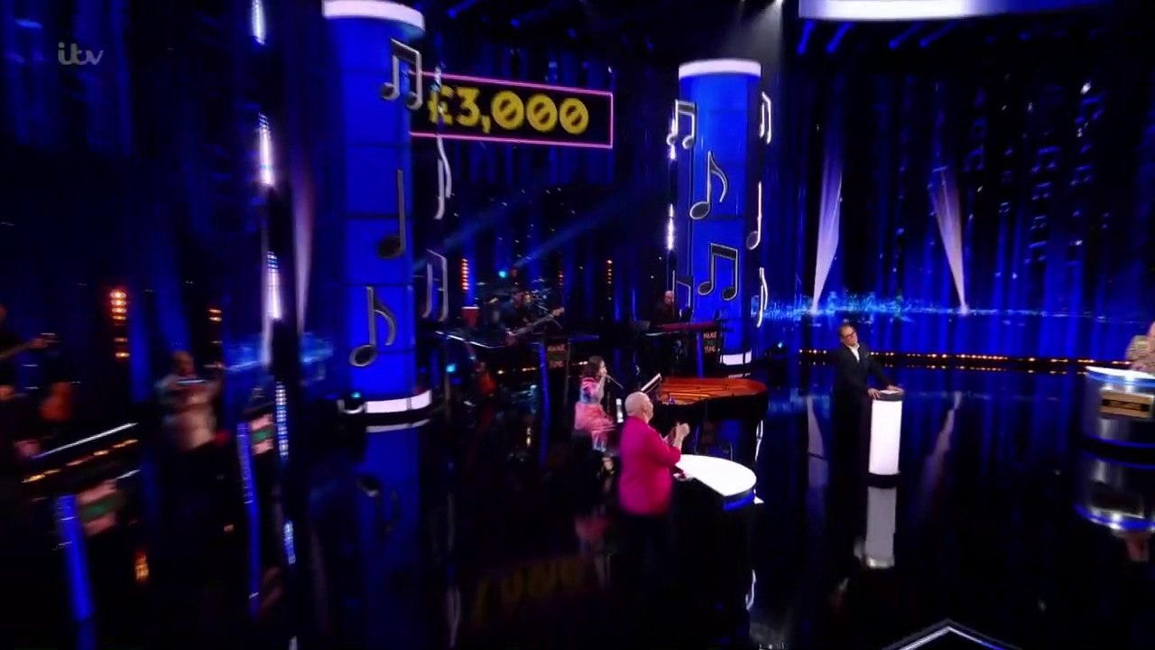 Alan Carr's Epic Gameshow S02E04 (2021)