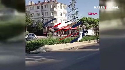 Tải video: Korku dolu anlar!  Ankara'da peş peşe silah sesleri