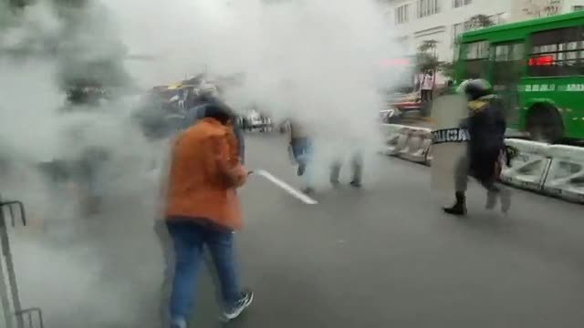 Protesta en Lima para pedir la disolución del Congreso