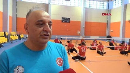 Скачать видео: SPOR Oturarak Voleybol Milli Takımı'nda hedef, Gümüş ligi şampiyonluğu