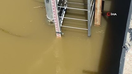 Geçen yıl kuraklık nedeniyle su sıkıntısı çeken çiftçilerin bu sene yüzü gülüyor