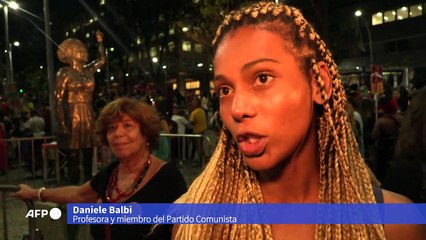 Instalan estatua de la activista Marielle Franco en Rio de Janeiro