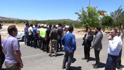 Sen siyaset yerine tiyatroya başlasana Ümit! 'Yerli Nazi'den' yeni bir şov daha: Konvoy ve otobüs durduruldu