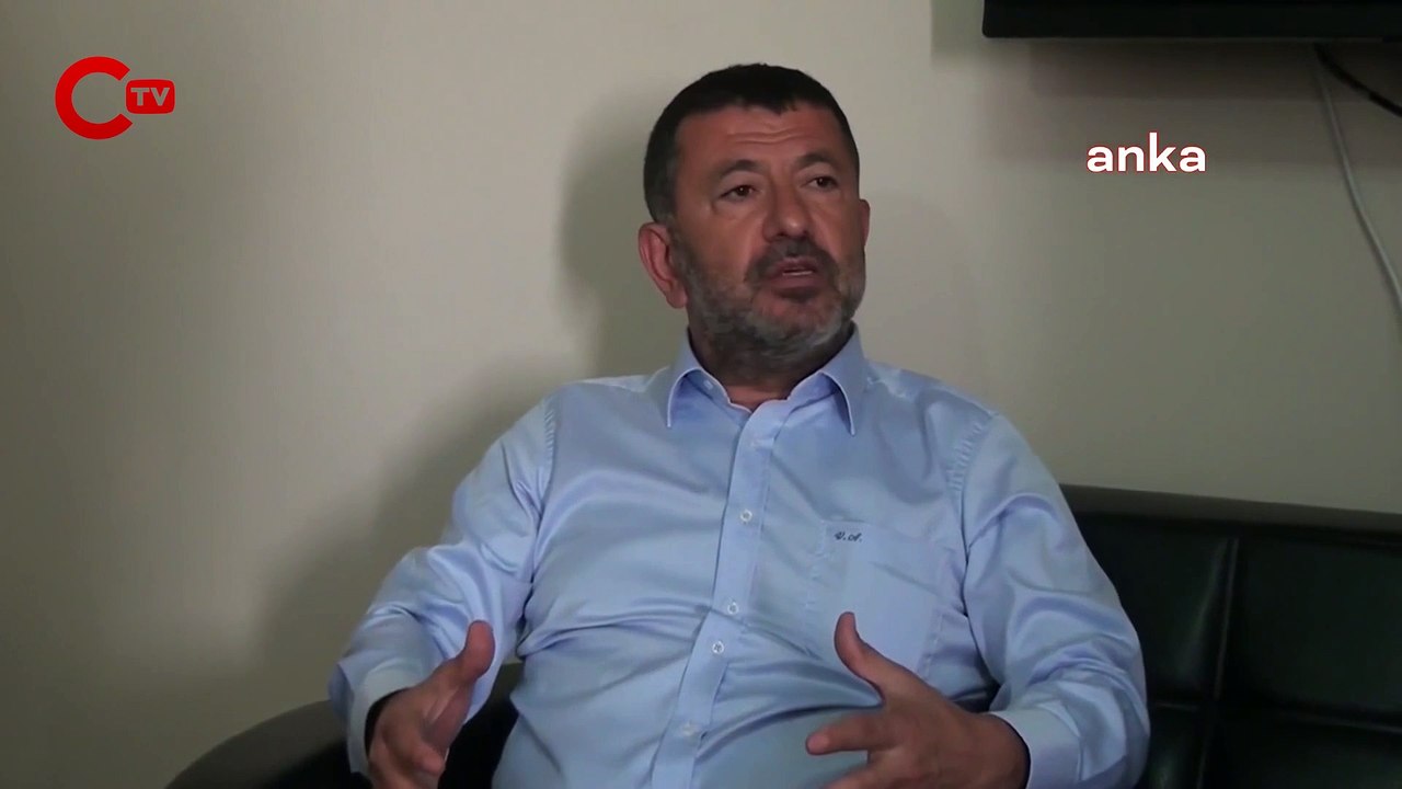 CHP'li Veli Ağbaba’dan Ağrı Belediye Başkanı’nın silah taşıyan kişilerle birlikte çekilmiş görüntülerine tepki: “Bakalım İçişleri Bakanı ne yapacak?”