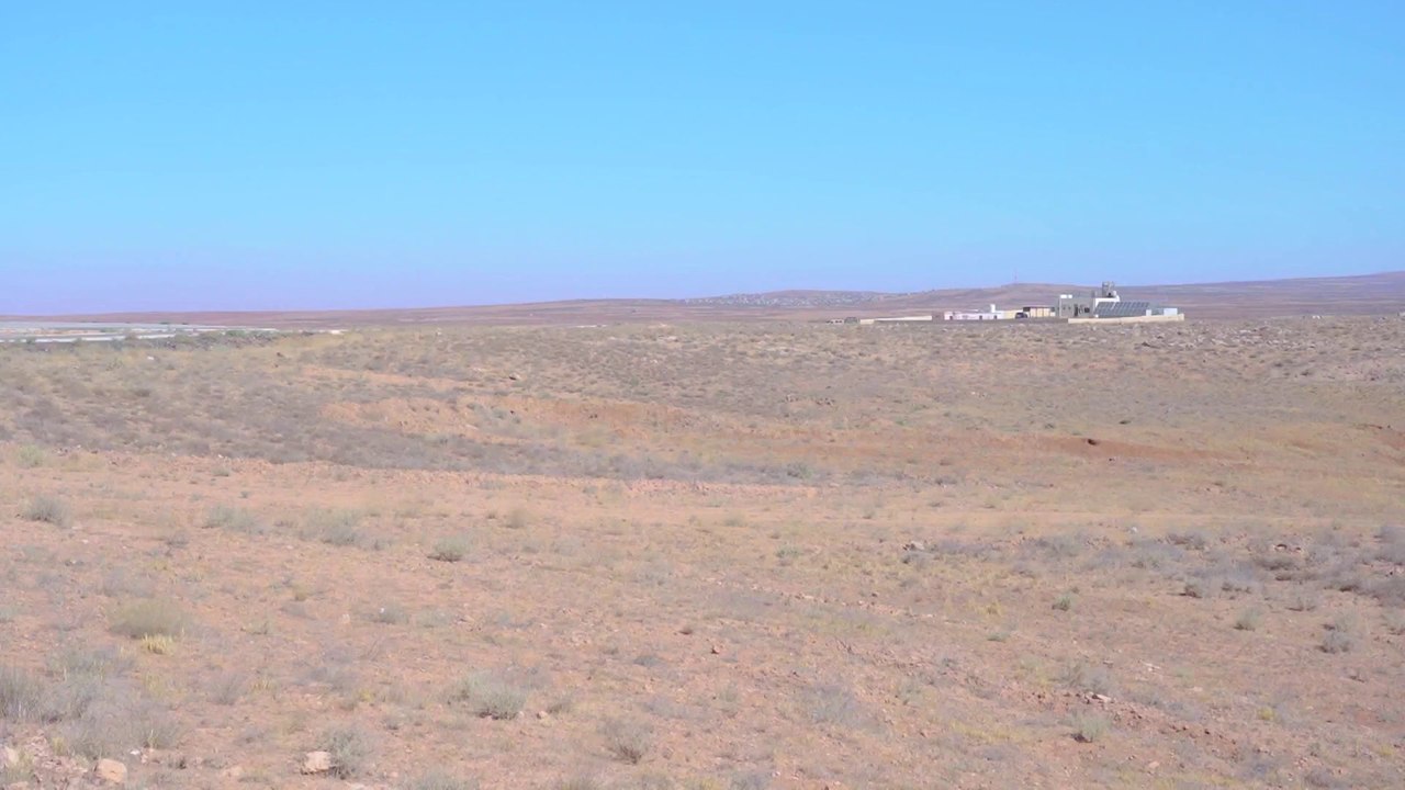 العربية على الحدود الأردنية السورية ترصد مواقع تسلل المهربين