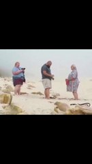 Yapılan evlilik teklifi karşısında güçlü kalamayan yan karakter