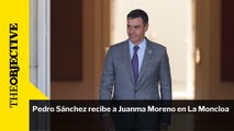 Pedro Sánchez recibe a Juanma Moreno en La Moncloa