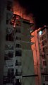 जयपुर में अपार्टमेंट के नवीं—दसवीं मंजिल पर लगी आग, देखें वीडियो