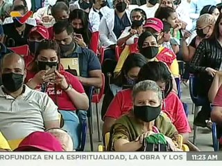 G/D Frank Zurita presenta el libro "Cuando un pueblo se hizo ejército" en memoria de Hugo Chávez