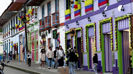Filandia, el pueblo de Colombia que sonríe por el dólar fuerte de las remesas