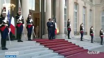 فيديو الأمير محمد بن سلمان يصل إلى قصر الإليزيه في العاصمة الفرنسية باريس وفي مقدمة مستقبليه الرئيس الفرنسي - - الإخبارية - ولي_العهد_في_فرنسا