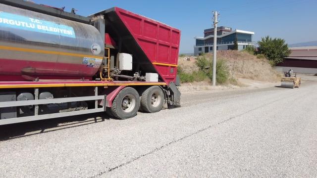 Turgutlu Belediyesi Asfalt Çalışmalarına Devam Ediyor