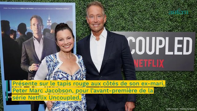 Fran Drescher (Une nounou d'enfer) ventre nu à 64 ans, elle illumine le tapis rouge