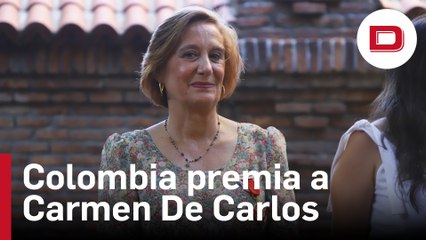 Entrega de condecoración con grado de caballero a Carmen De Carlos