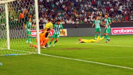 Télécharger la video: Konyaspor, Bate Borisov'u 2-0 yenerek UEFA Avrupa Konferans Ligi'nde 3. eleme turuna yükseldi