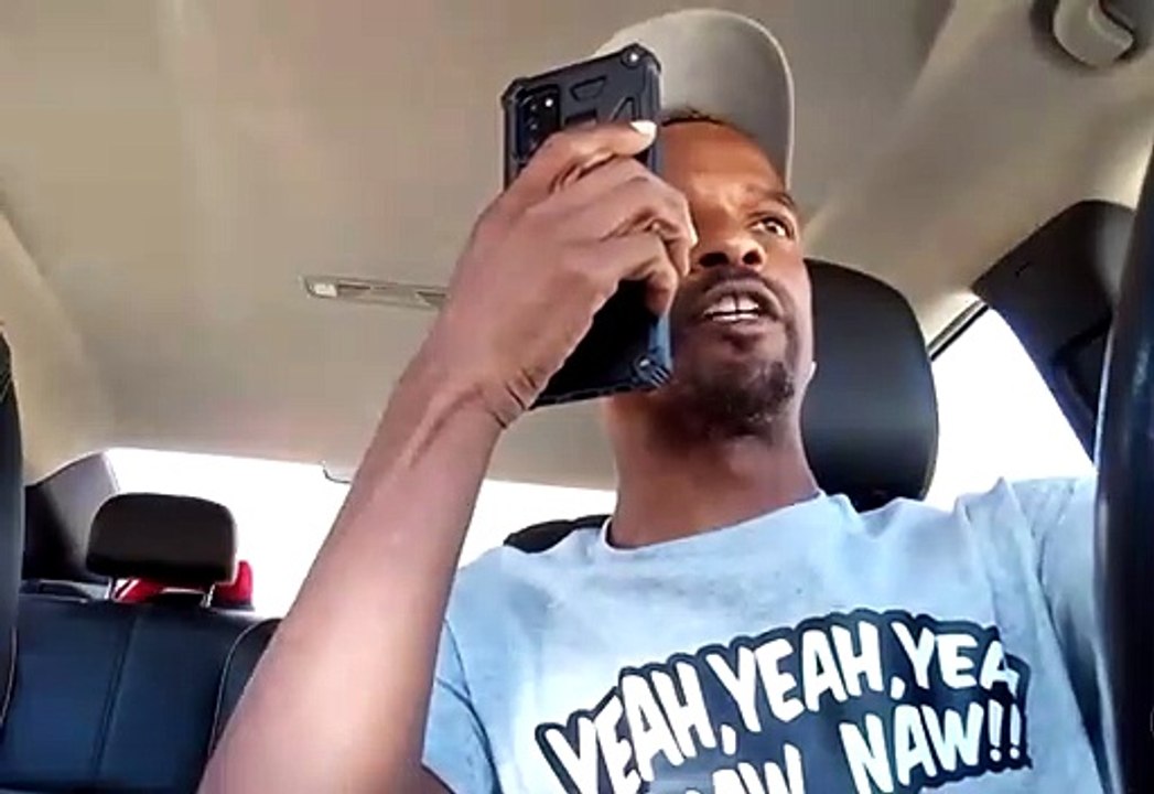 Charleston White says he is pressing charges against Soulja Boy's guys and wants to get them caught up on bigger charges