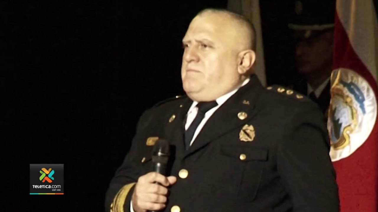 tn7-Investigan-a-director-de-Bomberos-por-supuestamente-utilizar-carro-oficial-para-compras-y-paseos-280722