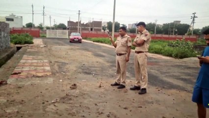 दो दिन में तीन बार अतिक्रमण हटाने गया परिषद का दस्ता