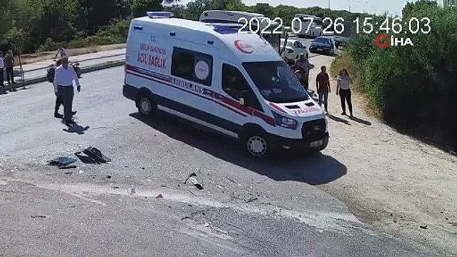 Dikkatsiz sürücünün yaptığı U dönüşü faciaya sebep oluyordu