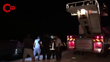 Otoyolu kanalizasyon bastı: Yol trafiğe kapatıldı