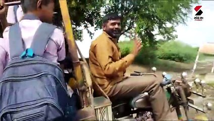 ભાવનગરમાં વિદ્યાર્થીઓ મોતના જોખમે મુસાફરી કરવા મજબૂર