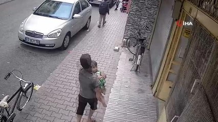 İşyerinin önündeki bisikleti böyle çaldılar