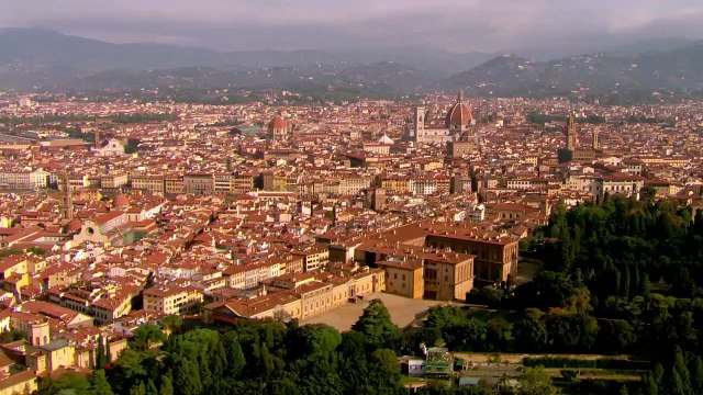 Agosto alla Reggia di Venaria o a Palazzo Pitti, ecco quanto costerebbe affittare un palazzo storico