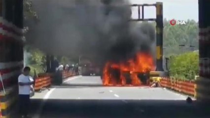 Kastamonu haber | Korkuluklara çarpan araç alev aldı: 1 ölü, 2 yaralı