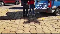 Moça é detida pela GM por injúria racial e furto em supermercado no Bairro Neva