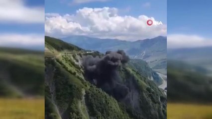 Helikopter dağlık alana düştü: 8 ölü