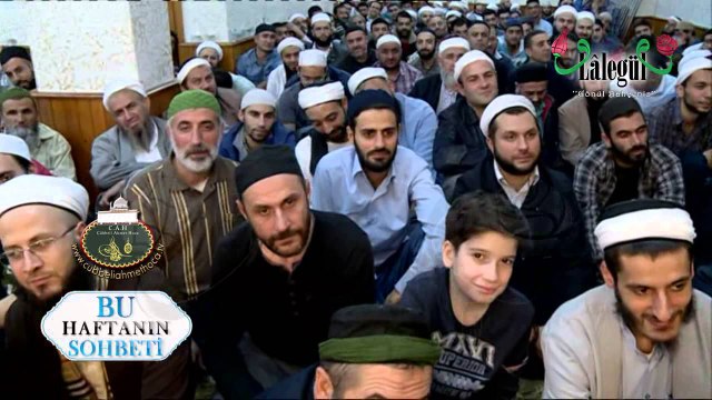 Bu Müslümanım diyen millet, Hristiyanların noelini kutlamak için nasıl hazırlanıyor ?