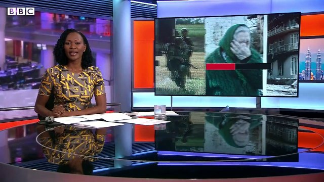 Ukraine's President Zelensky visits Odessa port ahead of first grain exports for months - BBC News