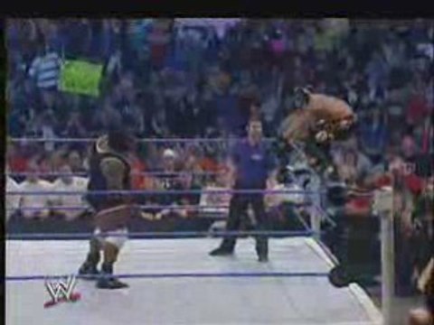 Rey Mysterio vs Mark Henry