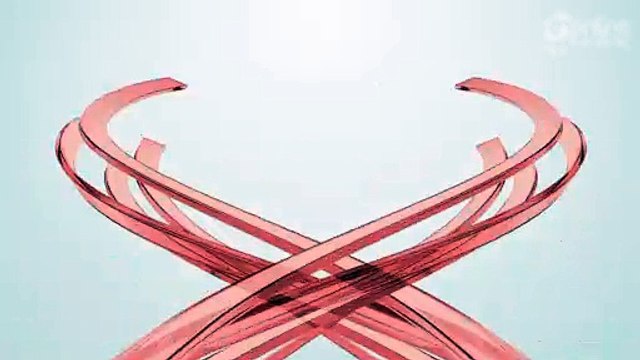 Caminhão carregado com tijolos tomba na PR-444, em Arapongas; vídeo