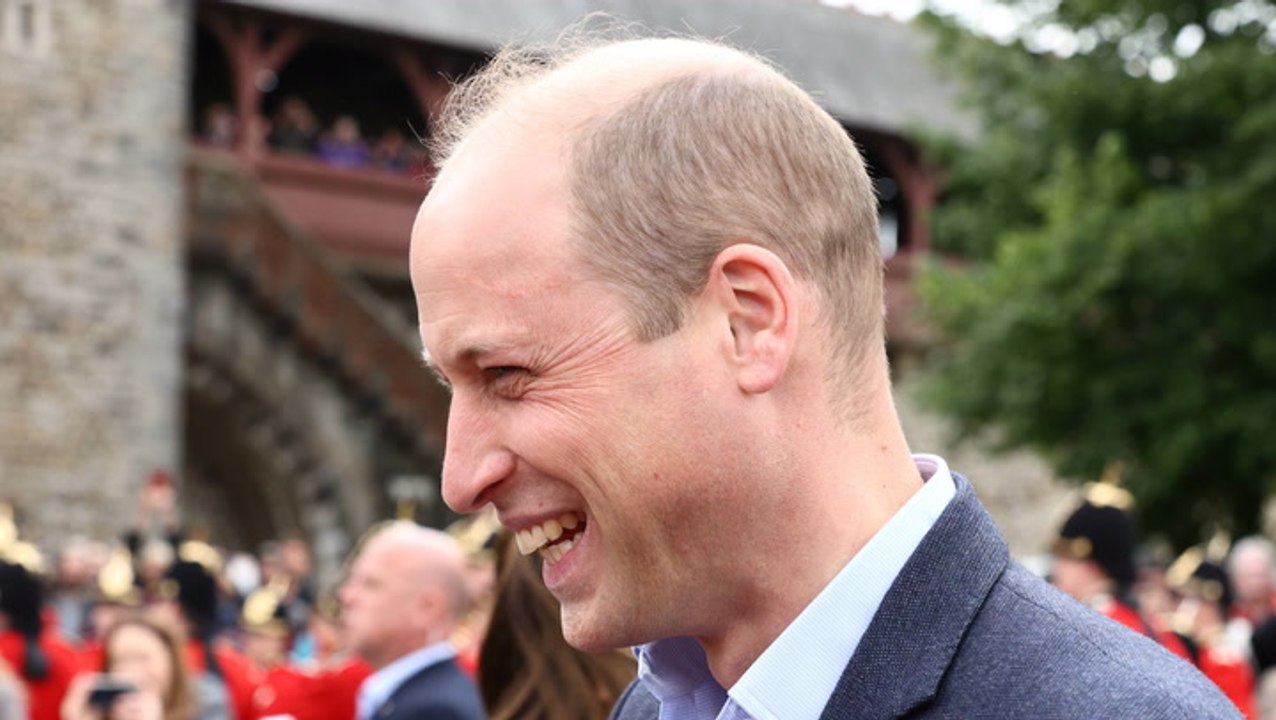 Haarausfall: Das sind die ersten Anzeichen und das könnt ihr tun