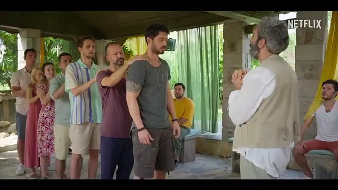 Tuba Büyüküstün ve Murat Boz'un öpüşme sahnesi diziye damga vurdu