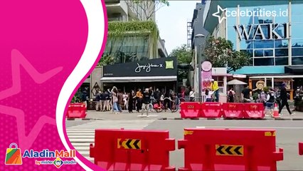 Citayam Fashion Week, Remaja dan Ibu-ibu Masih Bergaya di Catwalk Siang ini