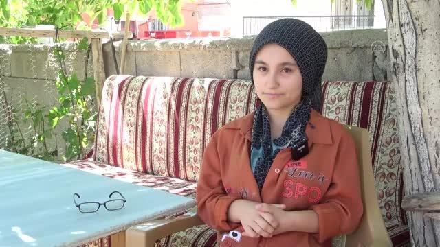 Doğuştan görme engelli Meryemana'nın görme sevinci