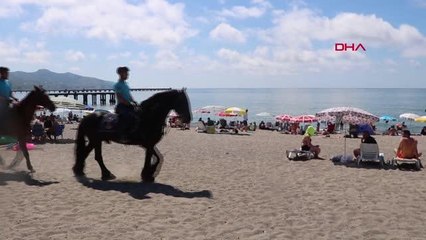 FİLYOS SAHİLİNDE ATLI BİRLİKLERLE DENETİM --