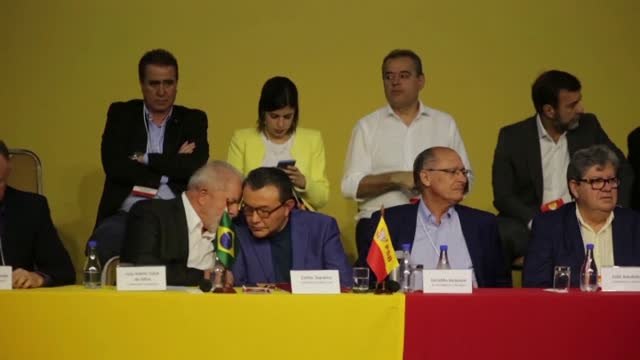 Lula pide a sus seguidores transformar en votos su indignación