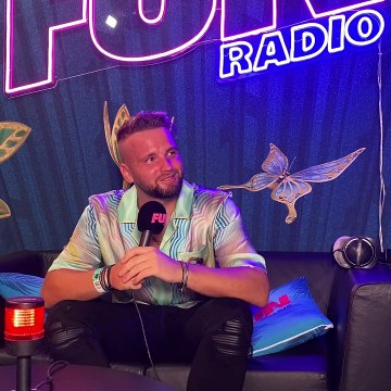 Topic en interview sur Fun Radio lors de Tomorrowland
