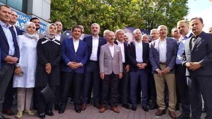 AK Parti'nin "Yüz Yüze 100 Gün" programı Küçükçekmece'de devam etti