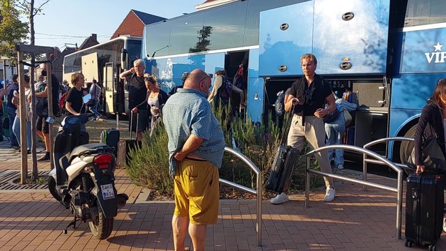Thalys à l'arrêt: les passagers pris en charge à Antoing