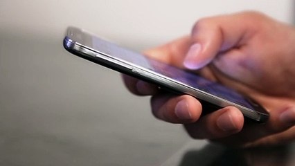 Bilgisayar başında cips yerken eleştiriler yapan Jahrein’den büyük skandal! Reşit olmayan kıza yaptıkları şoke etti