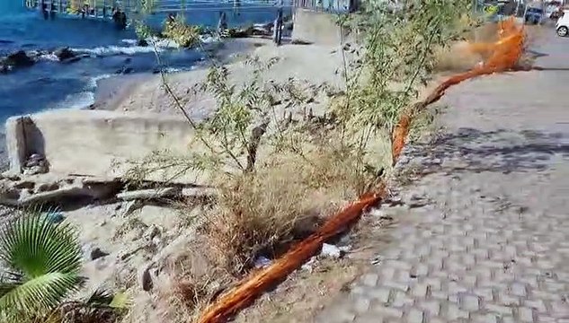 PARCHEGGI PISTA CICLABILE, CHIUSI TRE VARCHI
