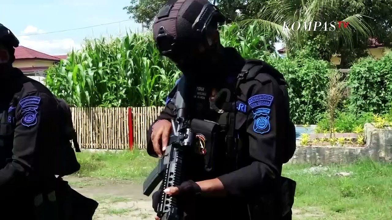 Brimob Juara Menembak Dari Polda Sulawesi Tengah - POLISIKU