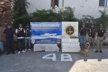 YATLA KAÇMAYA ÇALIŞAN UYUŞTURUCU ŞÜPHELİLERİ GAZ KOLU TAKILI KALDI, DURAMADIK