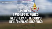 Modena, i vigili del fuoco recuperano il corpo dell'anziano disperso: il video