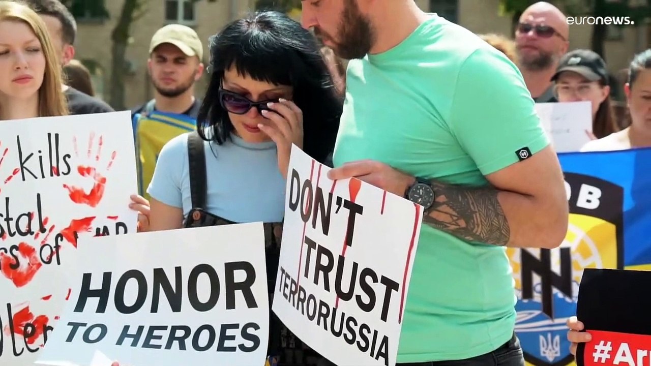 Kiev rejeita "enforcamento" de militares azov